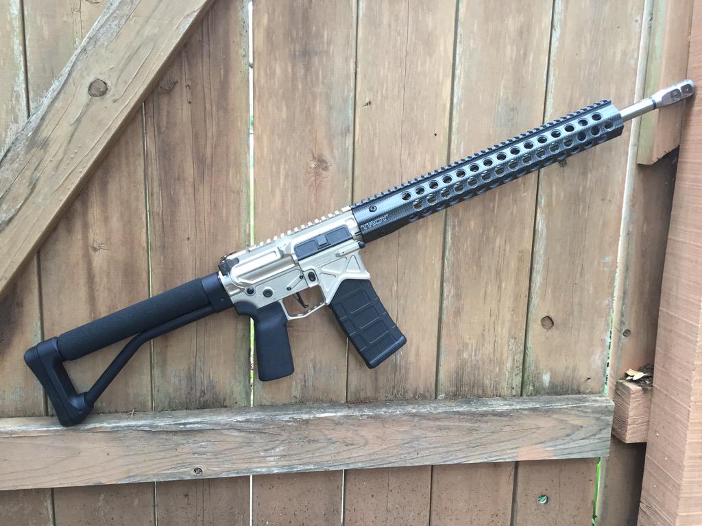 ATXarmory's tweet photo. NiB lightweight build!
@BattleArmsDev @CMCTriggers @WorldofTroy @JPRifles @UmbrellaCorp @fortismfg http://t.co/3yAGoBaeRh