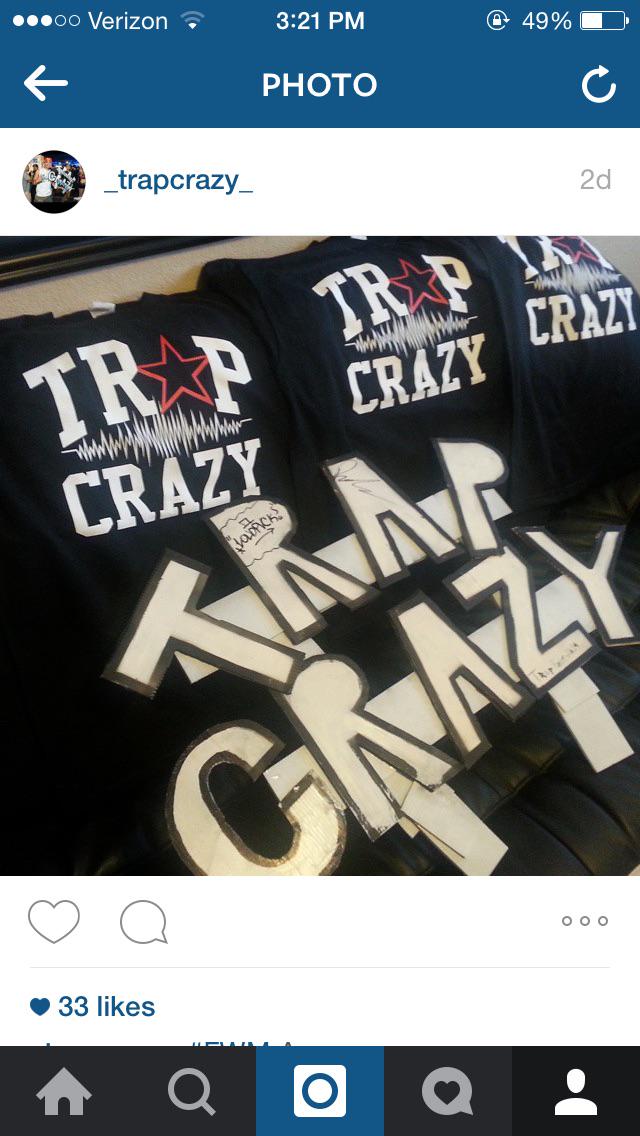 _trapcrazy_'s tweet photo. @CrowdSurfUS im trying to give flosstradamus my shirts im trying to bring up this brand name can we make it happen http://t.co/cAB3hp8dbC