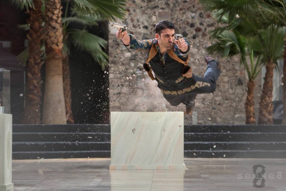mizonatv's tweet photo. Primer tráiler de #Sense8 con Miguel Ángel Silvestre (@ma_silvestre) http://t.co/tgLeGeqq9I http://t.co/bGyyvWr3tq