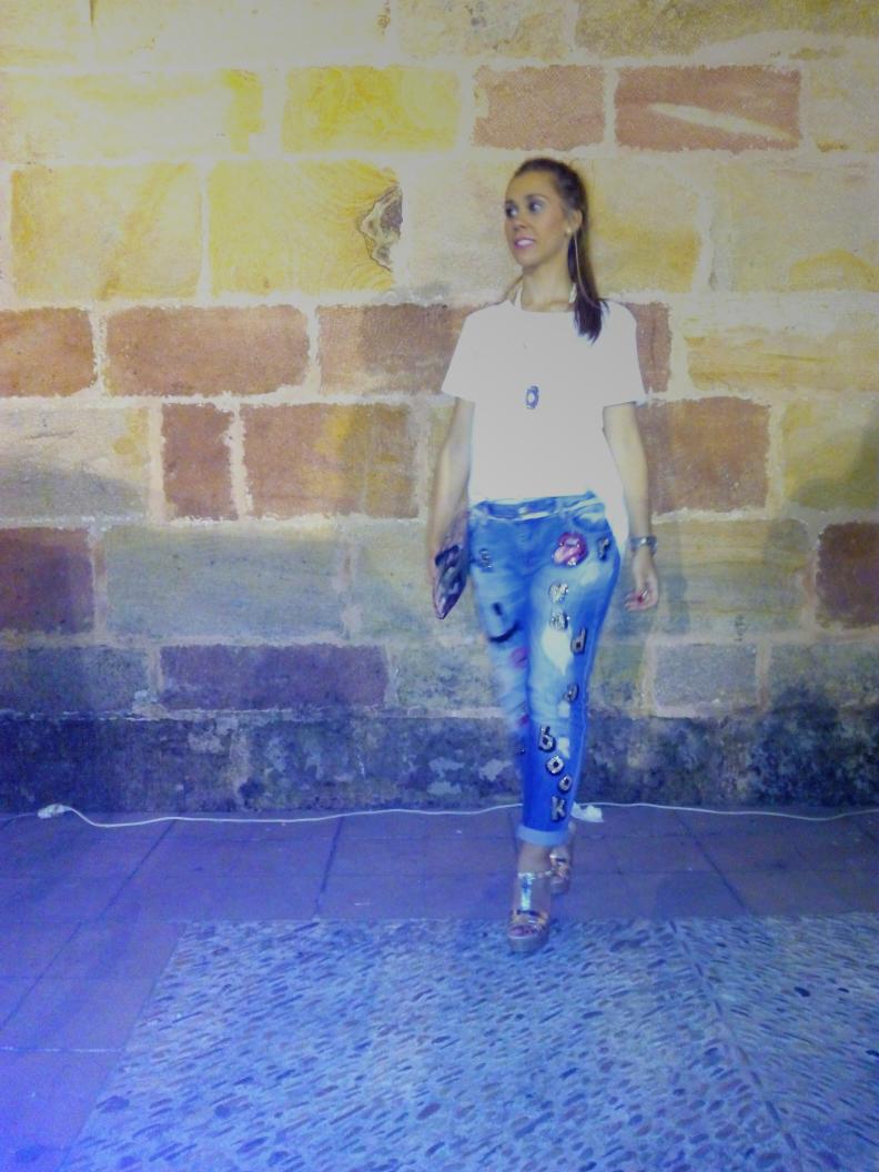 martinezc_rocio's tweet photo. Encantada con mis nuevos pantalones de @TiendaR_Bollo  @RaquelBollo http://t.co/Q1mSrozvtP