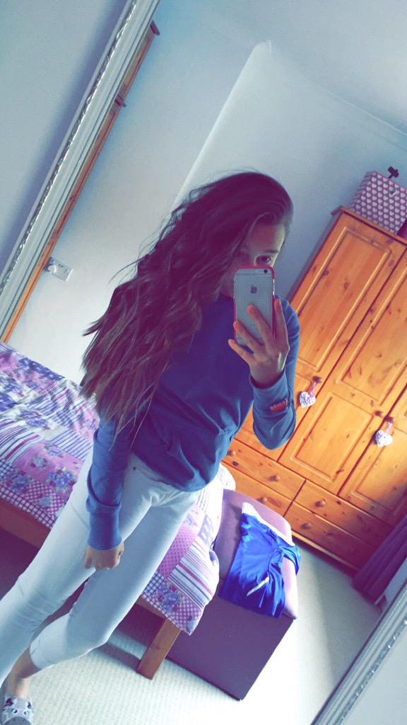 Emma_Nicholas65's tweet photo. Todayyyy😋☺️ http://t.co/vK8waUY3AI