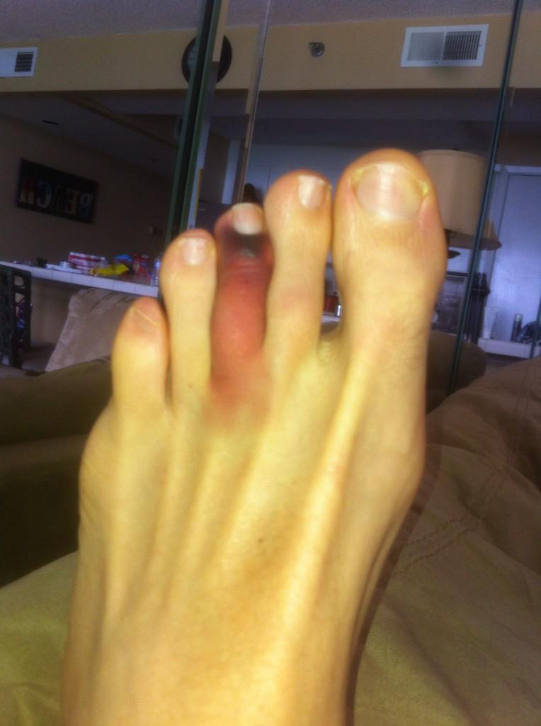 CD_Borden's tweet photo. What's the best way to get through the surf @gulfcoasttri ?  I don't think I did it right. http://t.co/uIZP2M0d2a