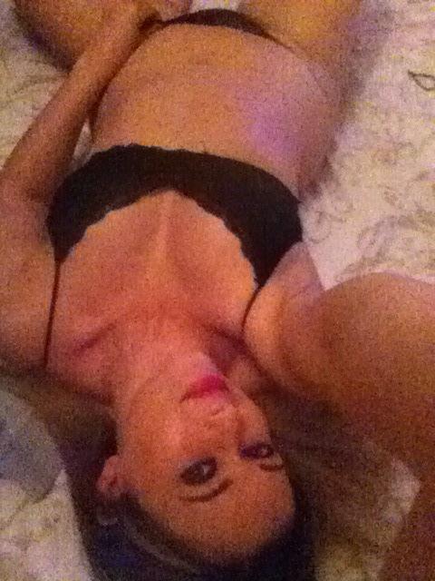 On cam in 10 mins 💋 xxx http://t.co/MkXIrQTquB<a href="/tag/onlyfans"class="tags"><span>#onlyfans</span></a>