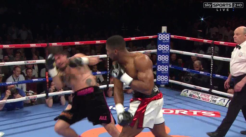 UtilitaArenaBHM's tweet photo. Few great shots via @SkySportsBoxing from tonight's #MatchroomBoxing! We loved it! #BoxingBham http://t.co/HW5pT6Ii1P