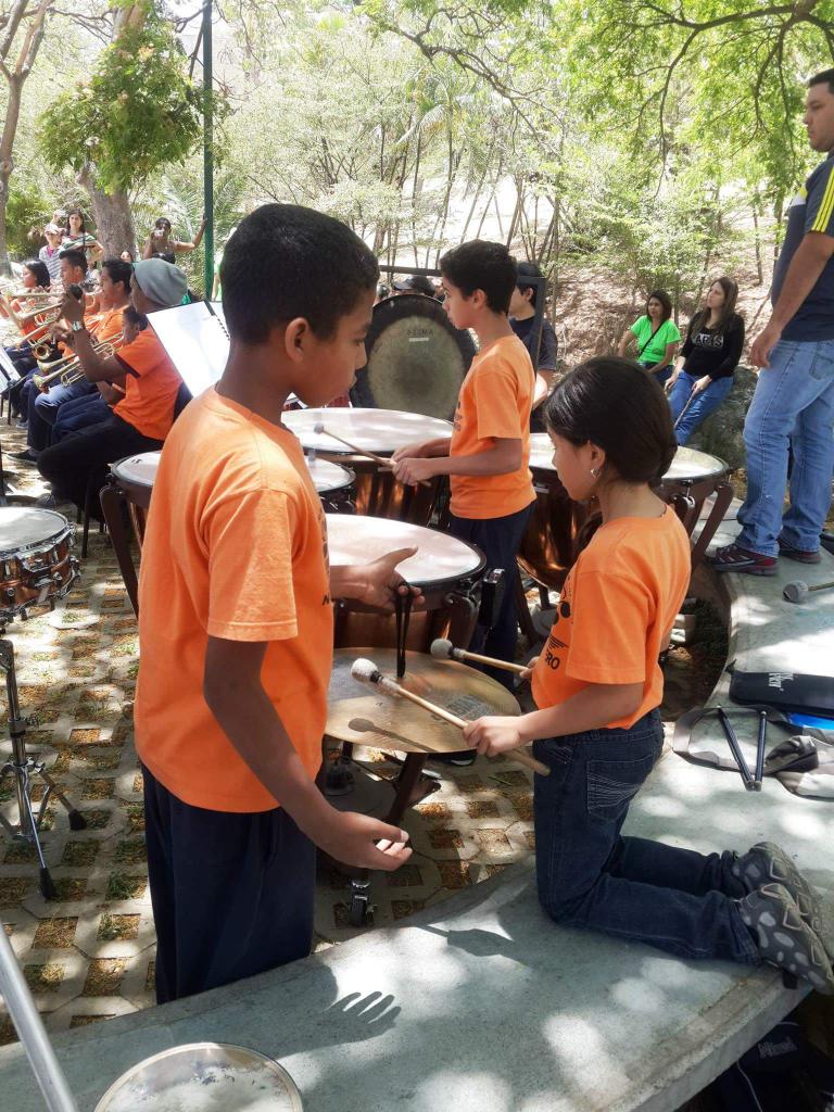 ConcertEcologico #MesMundialTierra&amp;Autismo <a href="/PR_AliPrimera/">Parque Alí Primera</a> EnsambleMetals&amp;Percusion <a href="/Nucleo23deEnero/">Nucleo 23 de Enero</a> <a href="/MendezLeo06/">Leonardo Méndez</a>
