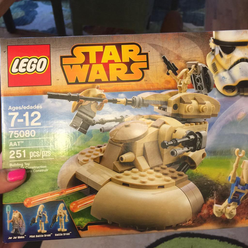 NYsparklergirl's tweet photo. The geek is strong with this one. #StarWars #IBlameTravis http://t.co/d0ByR28BpM