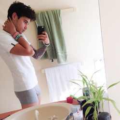 When Luke sends me a selfie and says if he should send this to brook lmao