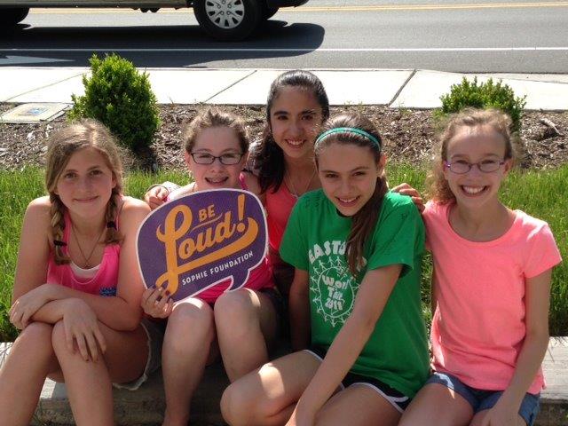 BeLoudSophie's tweet photo. A loud shout out to the girls who raised $1800 at a bake sale last weekend! Thanks to #MerrittsStore for hosting! http://t.co/X71OpFB0lI