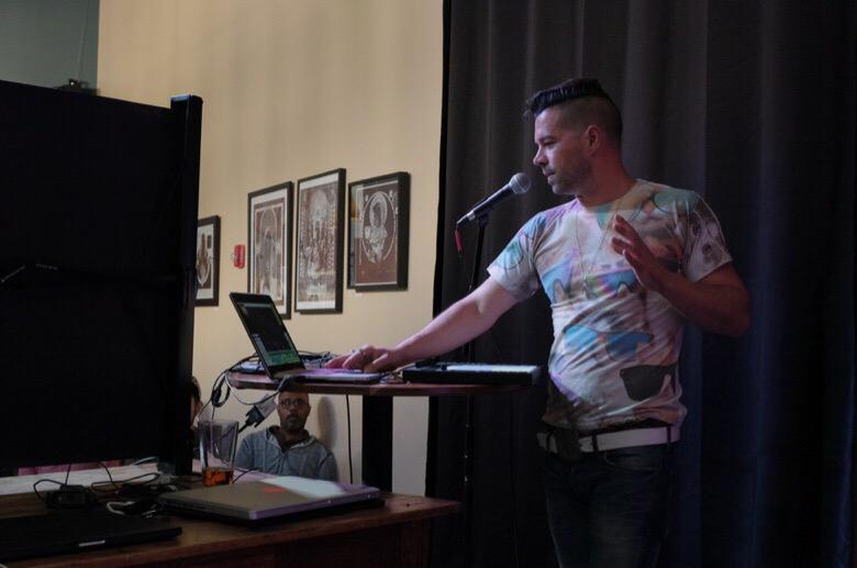 oakdropsbeats's tweet photo. @Ableton workshop NOW @awakencafe w/ @doseonetweets @lenny_kiser @decapmusic 
photo cred: @WryToastPhotos 
#ODBeats http://t.co/fppWdLTOmV
