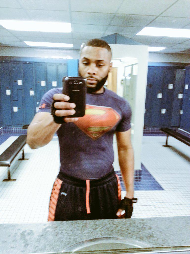 DavaughnElliott's tweet photo. Loving my workouts http://t.co/Fmce0jJEif
