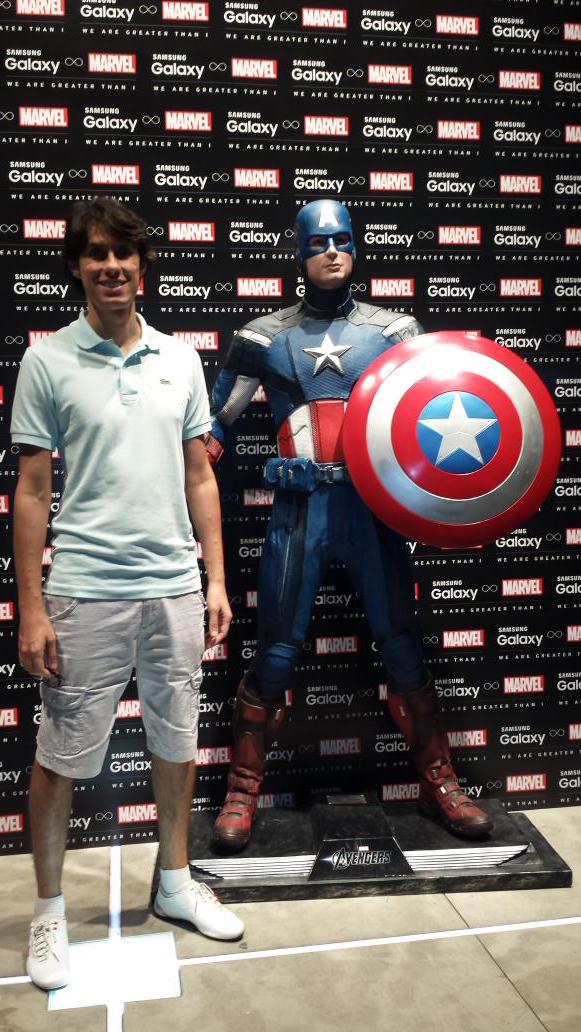 Marchetto's tweet photo. My friend... CA!
#SamsungVingadores
#Vingadored2015 http://t.co/0sIOb0FsMP