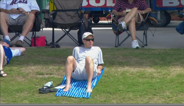 Gary Cohen just said that he's not a hat guy. He has to explain this then...