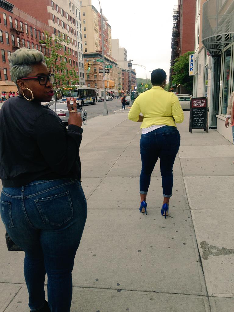 FigureOcho's tweet photo. #HarlemDays ✌🏾️✌🏾 🎂🎂🎂 http://t.co/WNpEvy2gf9