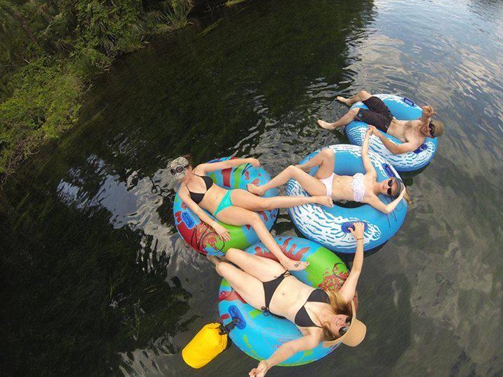 I had to catch up on some stuff, but the rest of our springs crew hit up the Rainbow River… ift.tt/15nfKVb