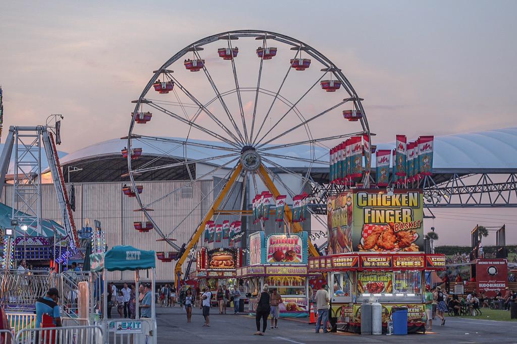 Perfect day turning into a perfect night! #BigGuava15