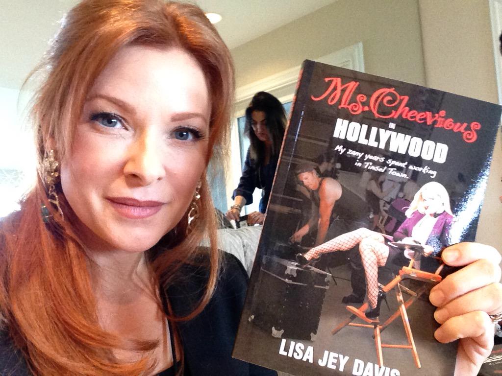 CadyMcClain's tweet photo. The first person that retweets this gets a free book! Perfect Moms day gift!@MsCheevious #ReleaseMe2015 #MsCheevious http://t.co/o6jVSqYWjf