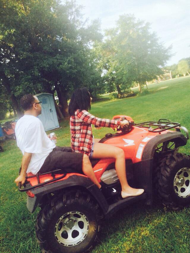 reneegc_'s tweet photo. Had my bby slick w/ me on the four-wheeler 2-day๐๐๐ #ineed2stop http://t.co/WR9fPM4kjS