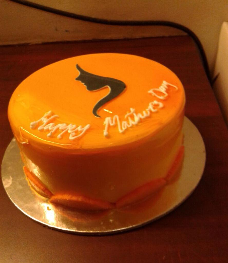 frontstreetbakery tweet media