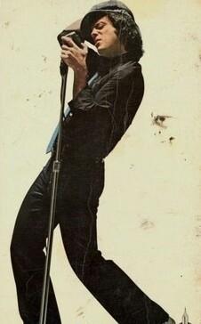 Happy 66th birthday to my hero and the greatest gift to the world of music. Da man, Billy Joel. <3 