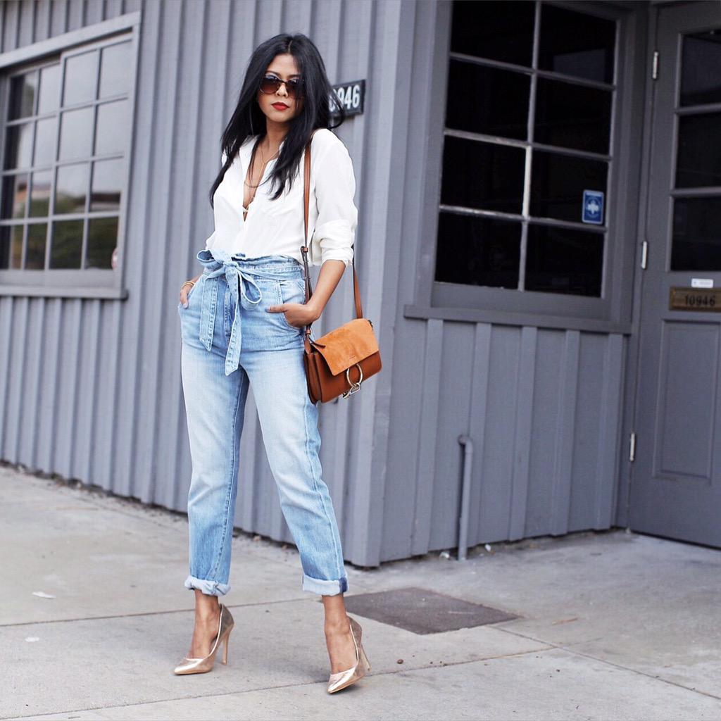 walkinwondrland's tweet photo. Paper bag waist pants done right by @7FAM #shapingstyle #chloegirls http://t.co/DD5KJoJiOm