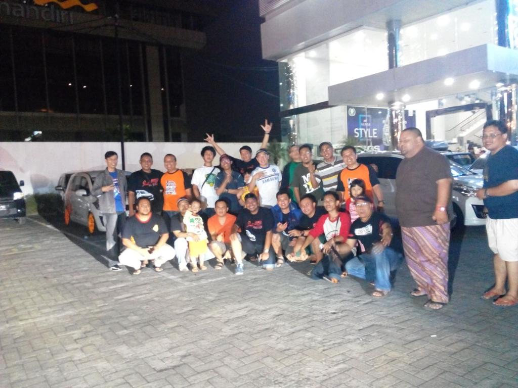 erci_sc's tweet photo. Welcome sedulur jakarta #Jamnas2ERCI @SuzukiIndonesia @PancoroS @ERCI_Tangerang http://t.co/wNCCYtr8wO