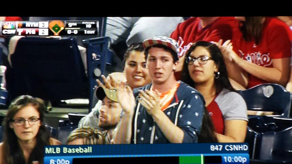 KMcGill42's tweet photo. When you realize mom forgot to buy pizza rolls @zelinka5 http://t.co/K6crm6kjsn