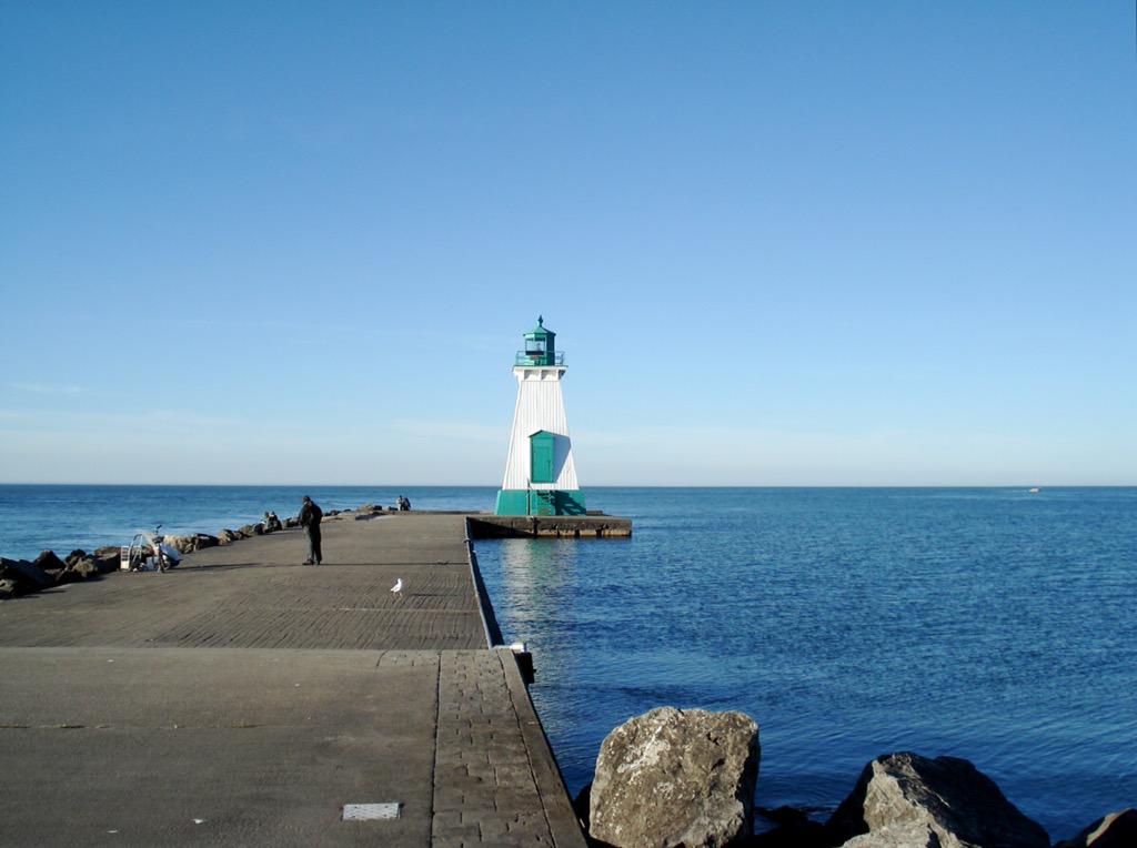 LoremIpsumBoat's tweet photo. My soul is full of longing 4 the secret of the sea &amp; the heart of the great ocean Sends a thrilling pulse through me. http://t.co/1myjDHJeKH