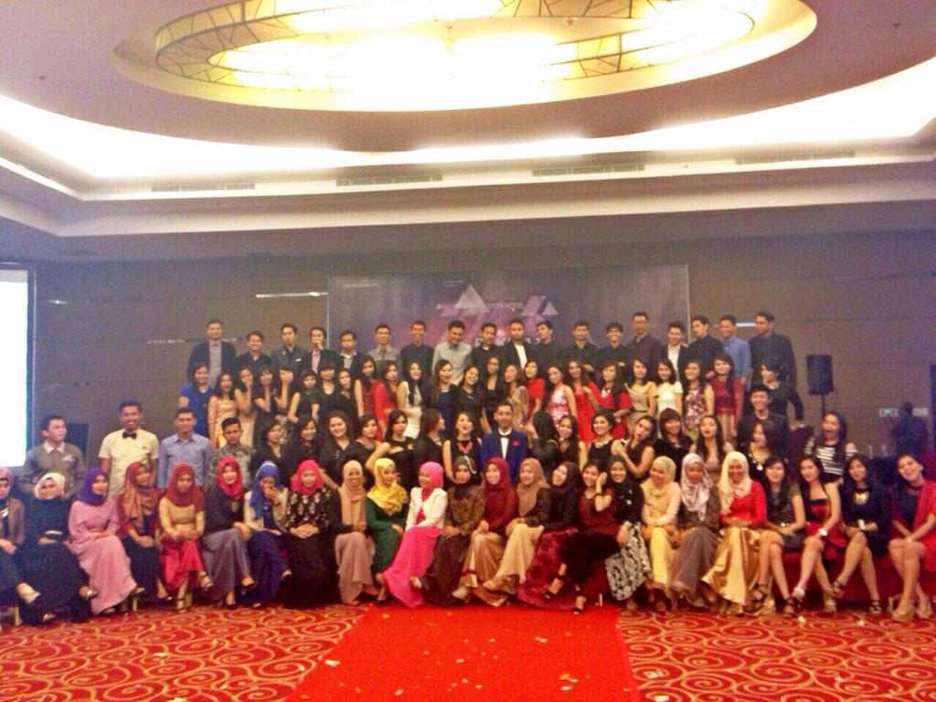 Terima kasih atas 3thn yg luar biasa ini (The Power of Paku11, Kita Semua Sama, One Feeling) . #Paku11PastiSolid