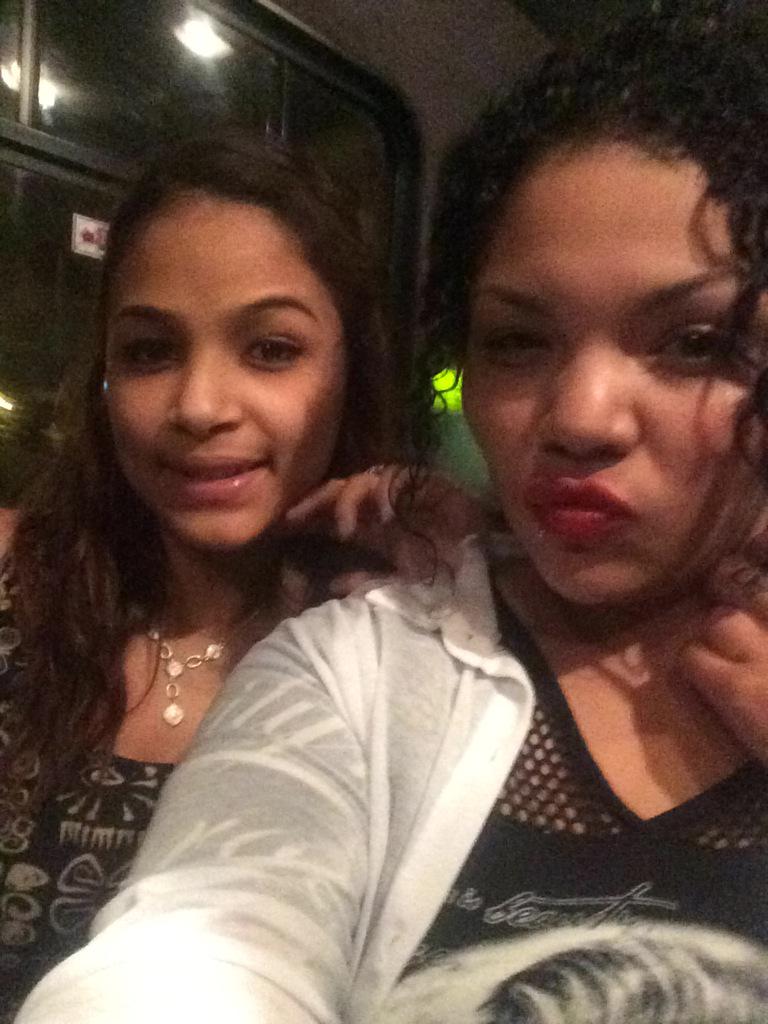 7Shot_Gunz's tweet photo. I love my sisters ❤️❤️ http://t.co/qEEd24vO42