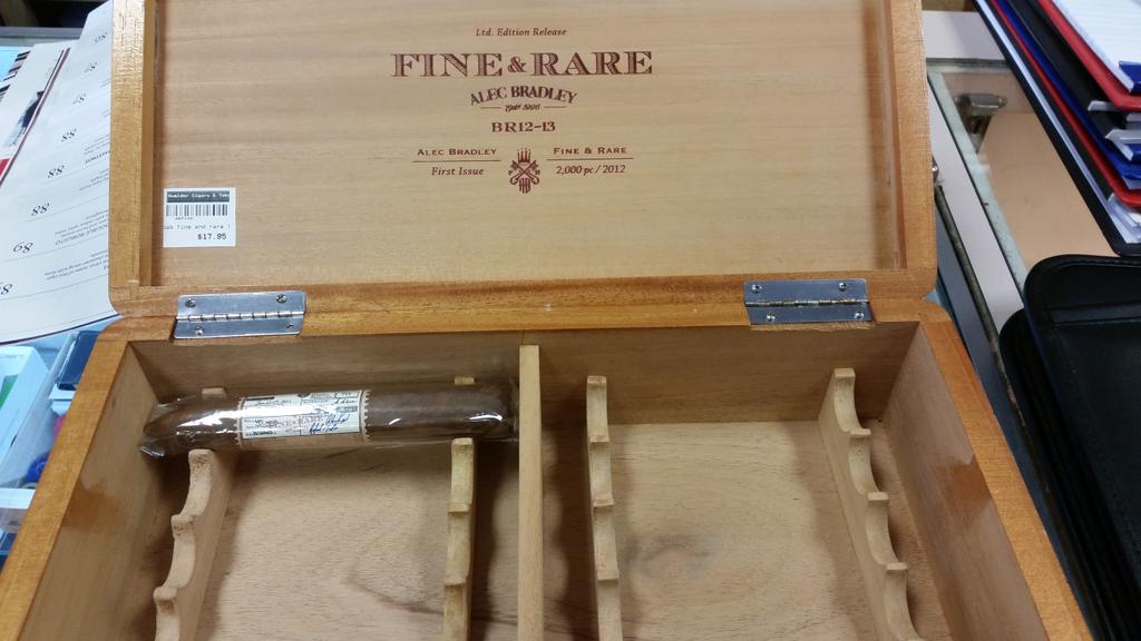 WiseAsh's tweet photo. Scored this first edition hidden in a Jackson, Miss. humidor. Never know what you might find by poking around. http://t.co/nvGuVSXZIO