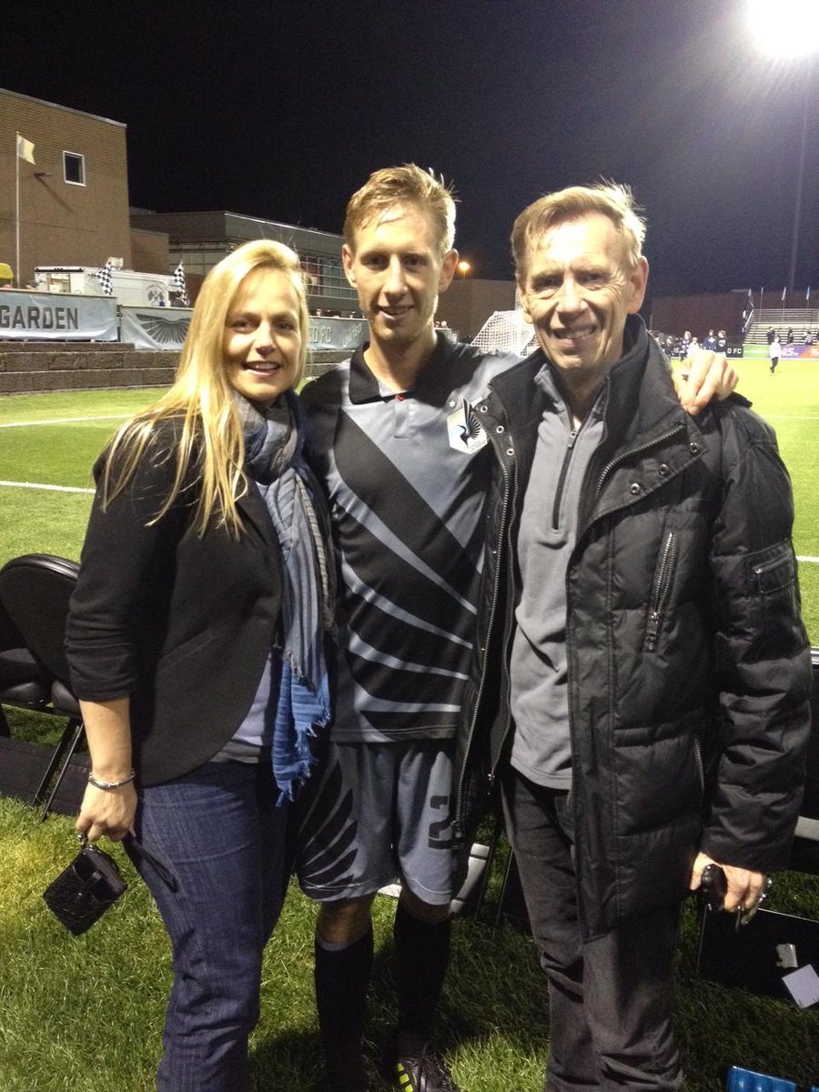 MNUFC's tweet photo. Happy Mother's Day! #MomJordan
@gregjordan90 http://t.co/XJiiRG1yZ3