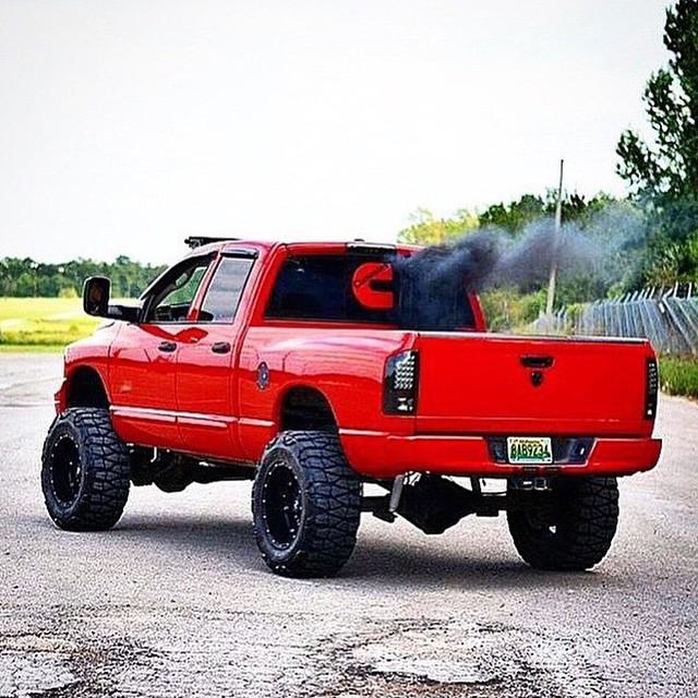 1st gen dodge cummins rollin coal