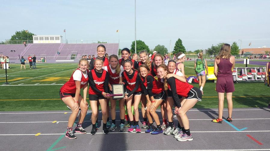 TravisCastle402's tweet image. Congrats to the Treynor 7/8th Gr Girls - Jr. High STATE Track Champions!! #rollcards #grittygroup @toricastle_2