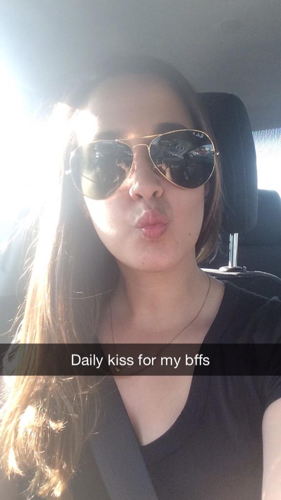 x_Manuella_x's tweet photo. Sending them daily kissed because o miss them so freaking much @youknowme_lp @_SanToast @emilyyy_walters #weredorks❤️ http://t.co/AscXyzXuEv