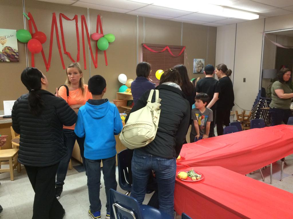 sherrymurphy76's tweet photo. Mothers Day Dinner Steinhauer YMCA , celebrating Mom's @ChildCareYMCA http://t.co/h4HMCzKNaS