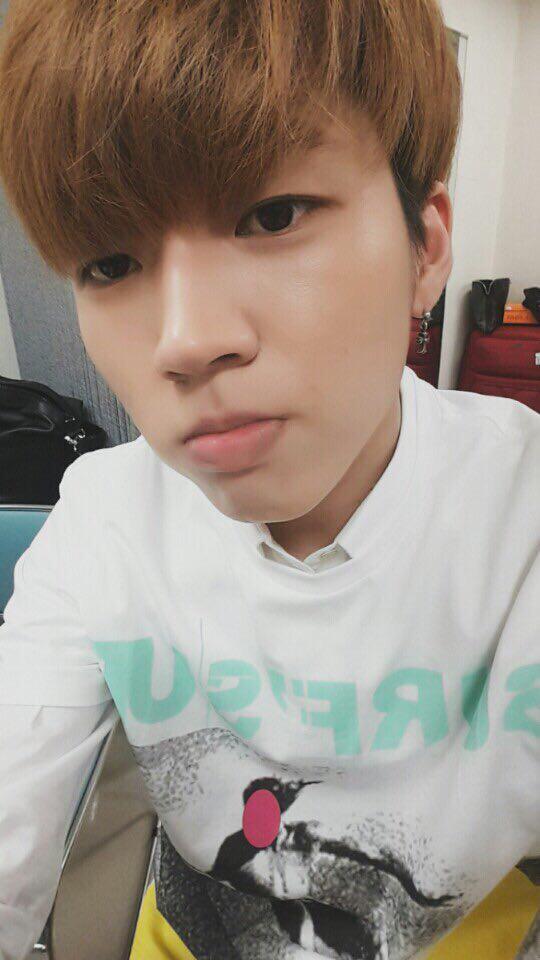 CEniZySUgAAplSu.jpg:large