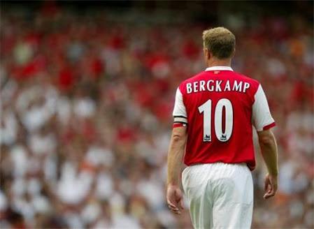 \"Behind every pass there must be a thought,\" Dennis Bergkamp.
Happy birthday legend! 