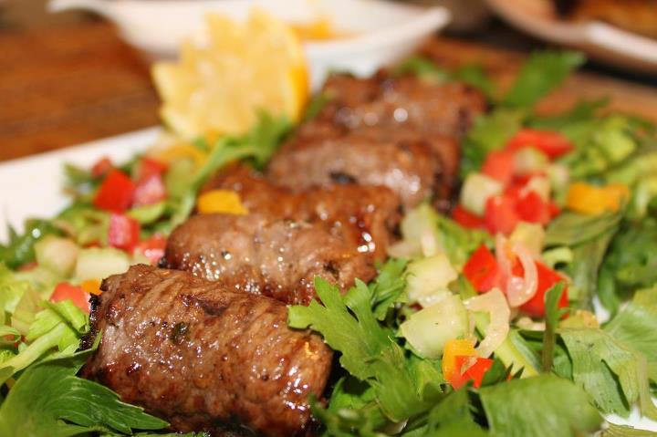 PressTV's tweet photo. Did you know that delicious world-class Kababs or (Kebabs) are #Iran's national food since ancient times? http://t.co/zIk5C2Prjh