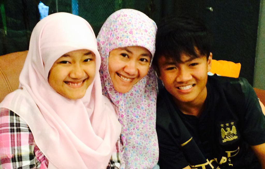 Time with kids. @putrisalsa1 <a href="/aputrafirdaus/">Adam</a>