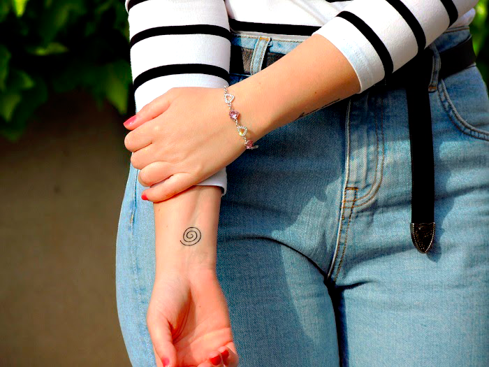 GoldInLoveEsp's tweet photo. Gracias a @caoticaniita por su foto con la pulsera Valentine's, le queda realmente bien :D! http://t.co/QTTK6FPXEA http://t.co/yiKVgaeWy9