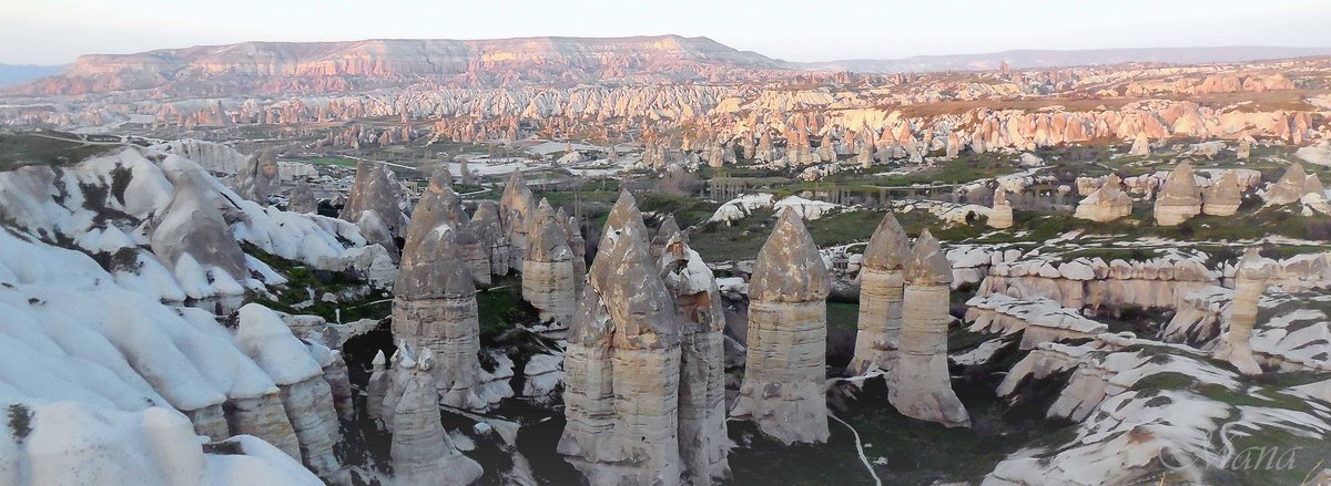 ManaWant's tweet photo. #Cappadocia panorama Göreme Pigeon Valley http://t.co/ah8JWRCxDs