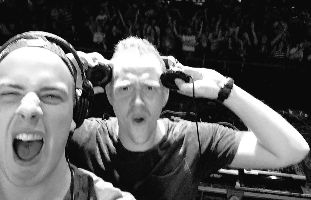 RdclRedemption's tweet photo. AWESOME night with @DjBfront in Spain! Gracias Madrid!!!! http://t.co/rtppjb8CwR