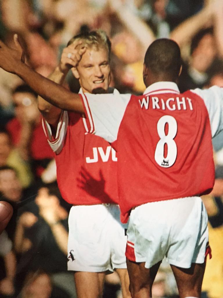 Happy birthday to Arsenal\s greatest ever signing, Mr Dennis bergkamp.    