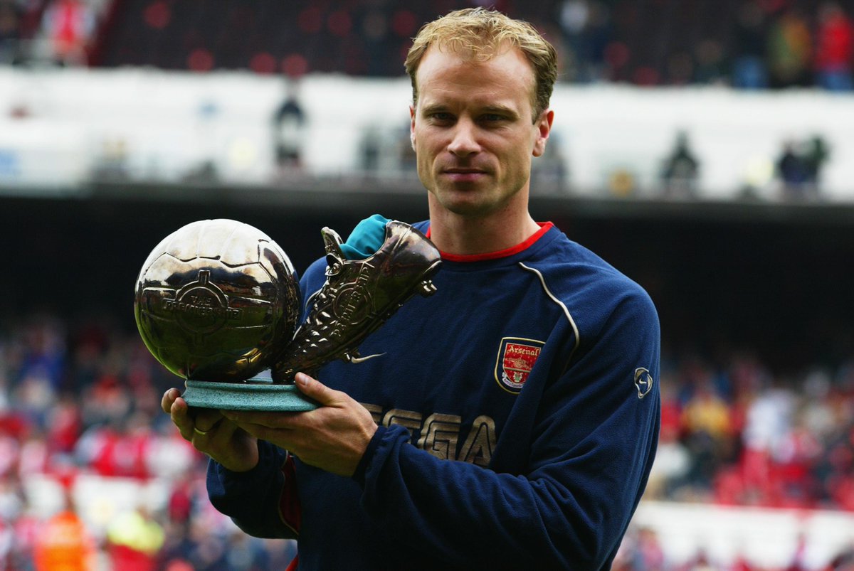 fifacom_de's tweet photo. Glückwunsch Christian #WOERNS (43), Dennis #BERGKAMP (46) & Rustu #RECBER (42) zum Geburtstag! http://t.co/SNtFjlprIB http://t.co/tJgVbpkjXM