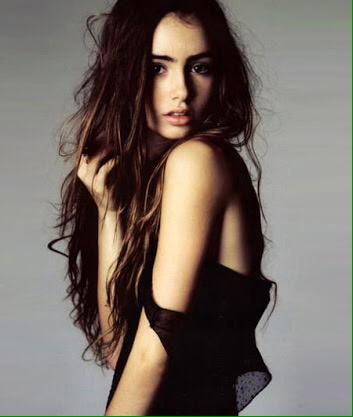 EvannnRZ's tweet photo. Damn Lily so Hot! 😍😍👌🏻 @lilycollins http://t.co/X4oPth7Htf