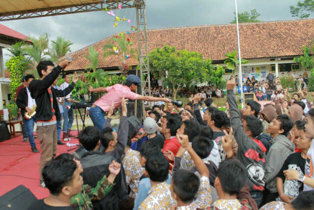 <a href="/voodska_/">VOODSKA</a> at SMA N BATURADEN