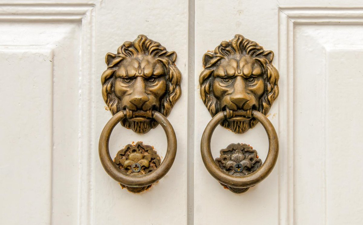 When the Government Knocks at Your Door coinde.sk/1zJ48ti