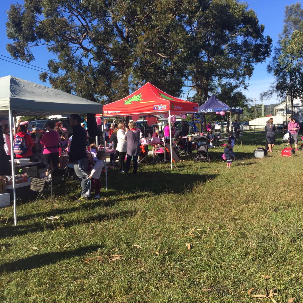 huntoli's tweet photo. Over 300 registrations in 2015 "Mothers Day Classic" http://t.co/hFVSNixOR6