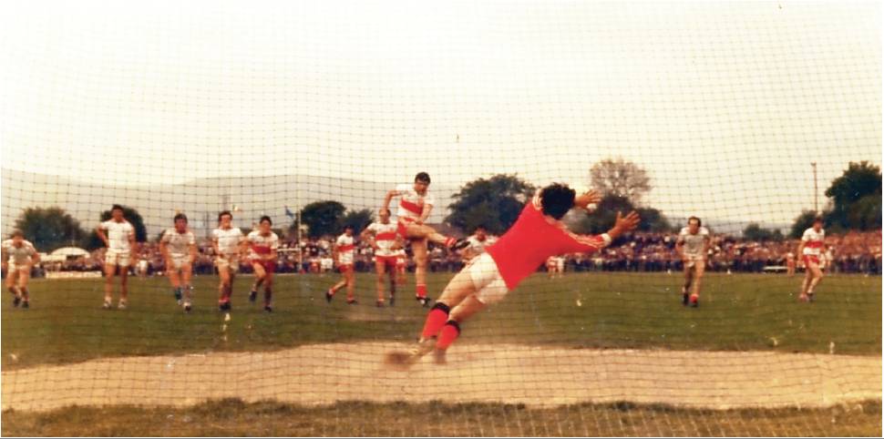 10 Jun 1984. Ulster SFC QF. Tyrone 1-13 .<a href="/Doiregaa/">Derry GAA</a> 3-4. Derrys Gabriel Bradley beats Aidan Skelton from the spot #gaa