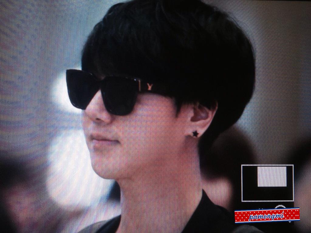 pamongmi's tweet photo. [미리보기]150510인천입국 #김종운 #예성 #yesung @shfly3424 http://t.co/9RkmLnlUdX